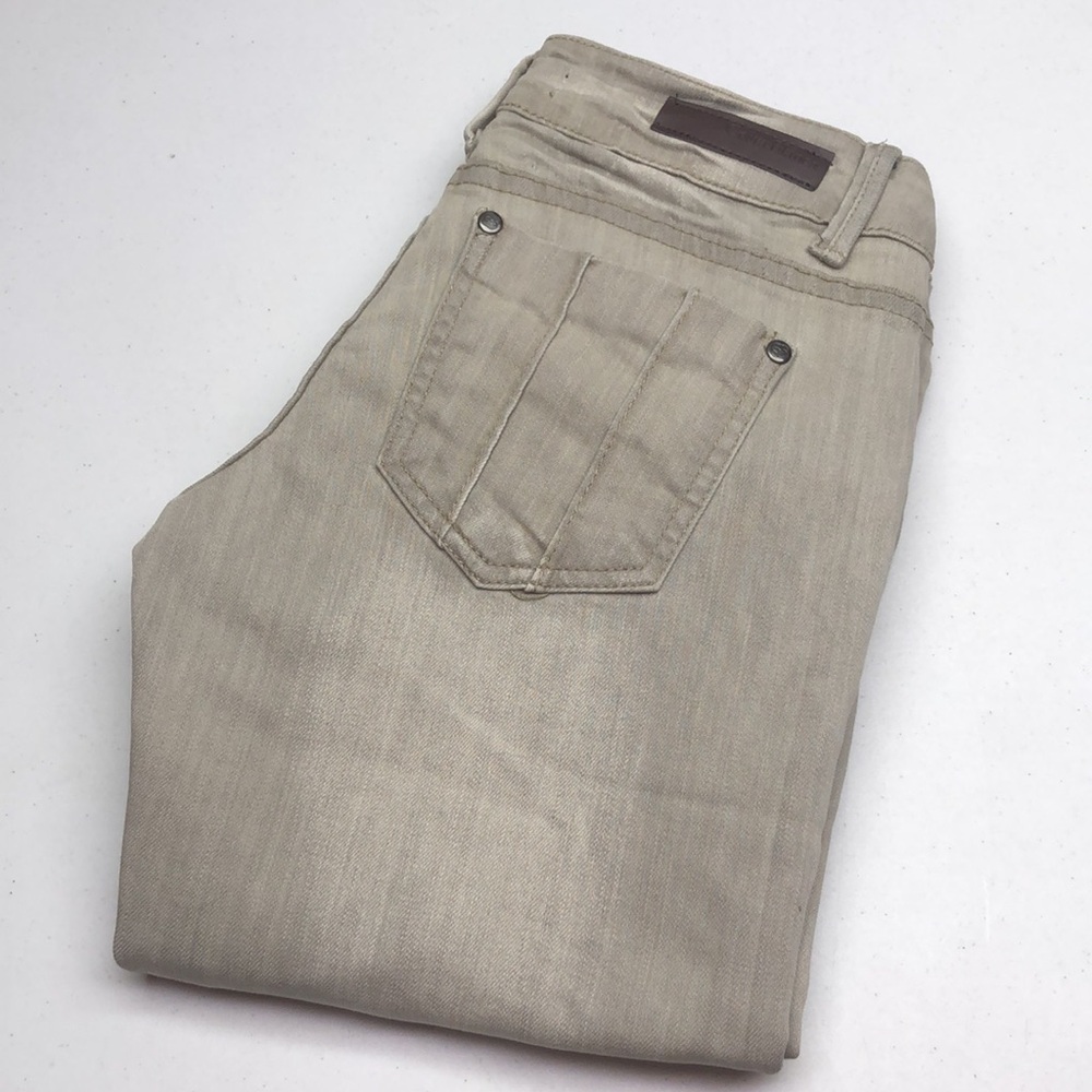 Women's Straight Leg Jeans - Tan